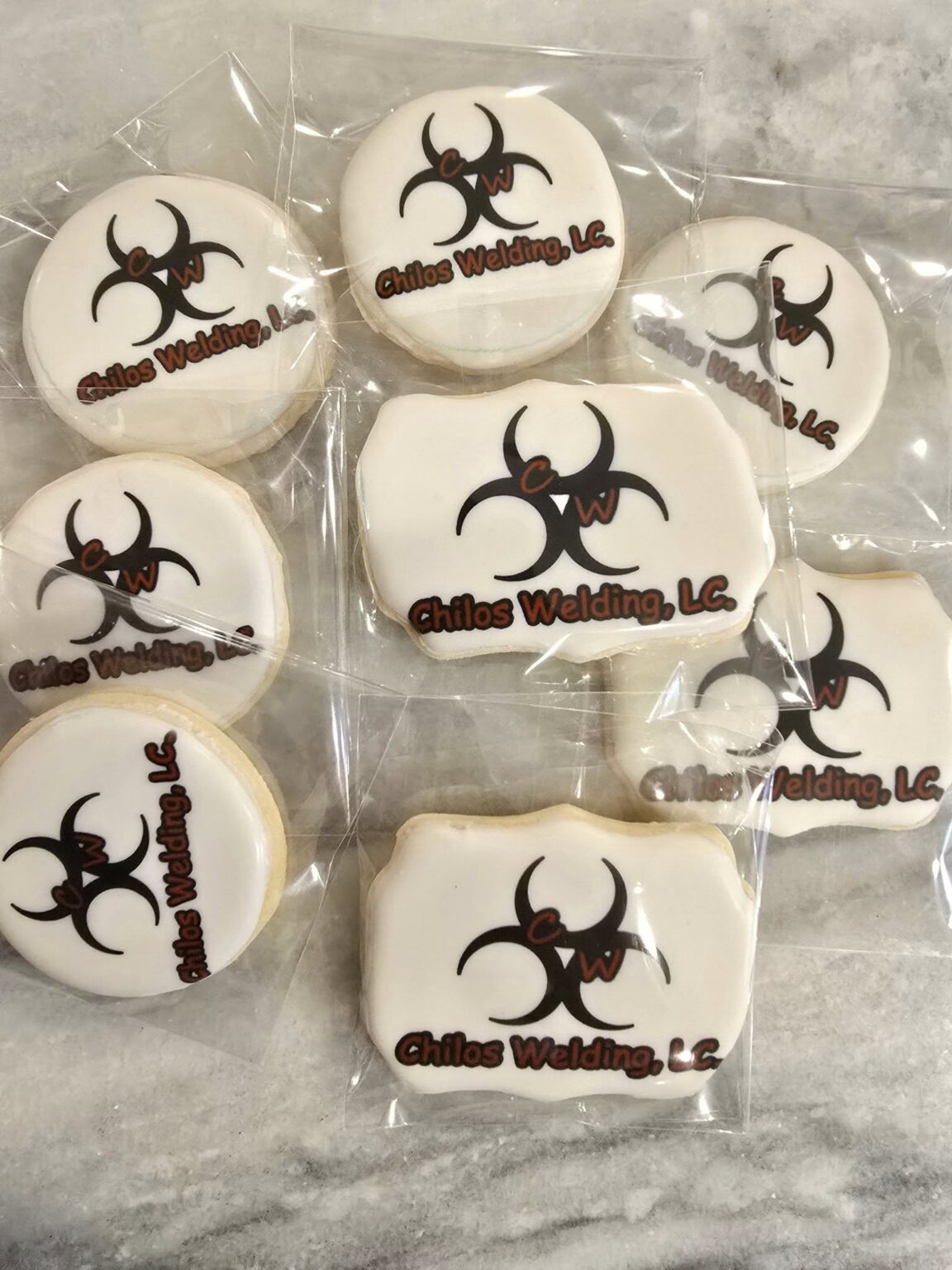 489920833 122096805290840318 8114931197836664414 n Custom treats