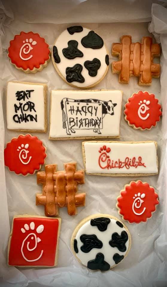 489935132 122096779484840318 6210126087598811400 n Custom treats